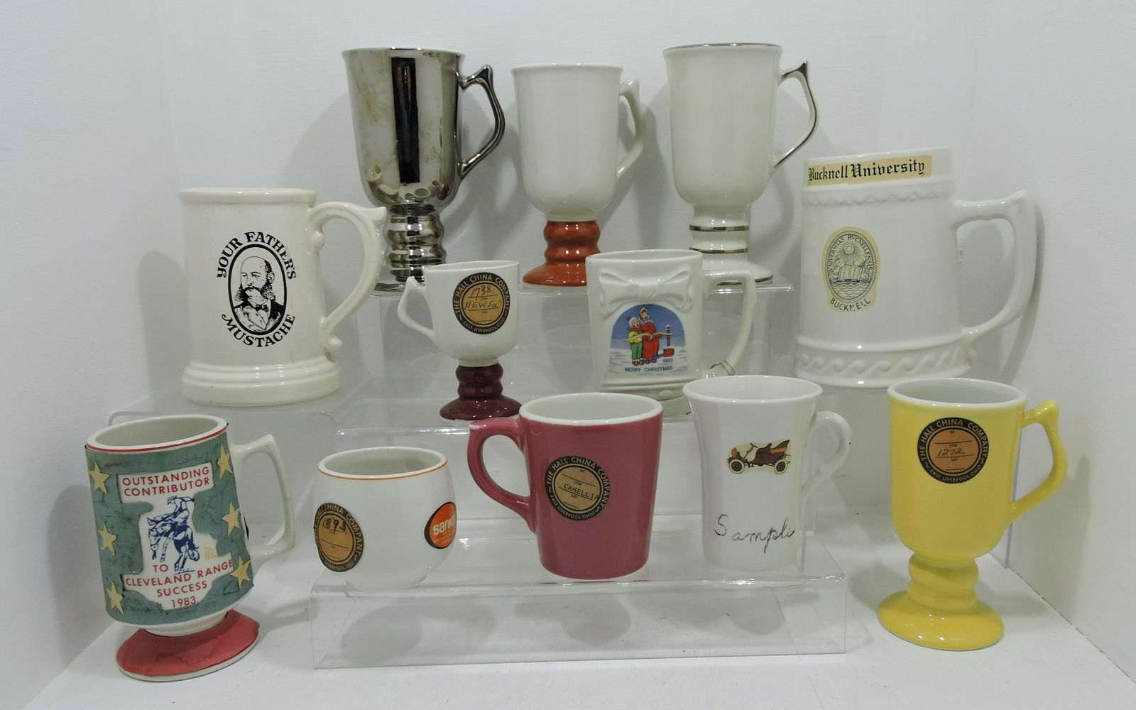 Hall China lot of 12 mugs, all factory (1401) on Jun 23, 2022