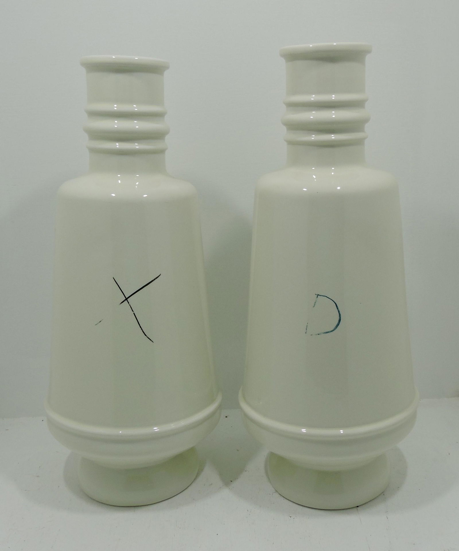 Hall China pair of lamp bases, 16", (1 of 1)