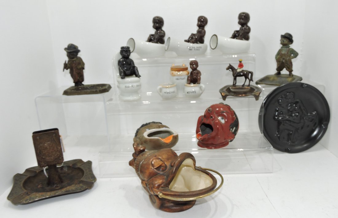 Black Americana lot of 13 ashtrays: .