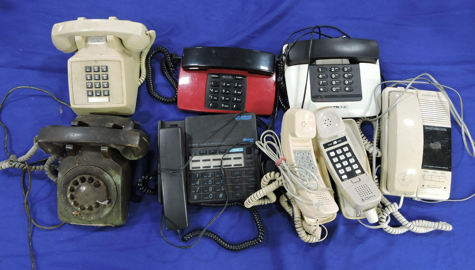 Lot of 8 assorted push button and (1 of 1)