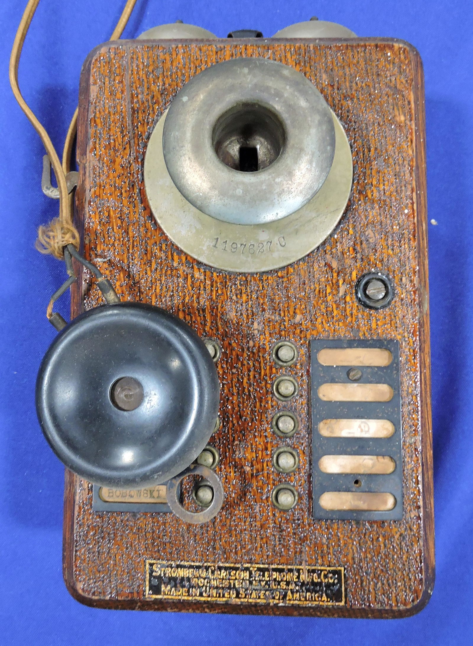 Stromberg-Carlson oak small wall (1 of 1)