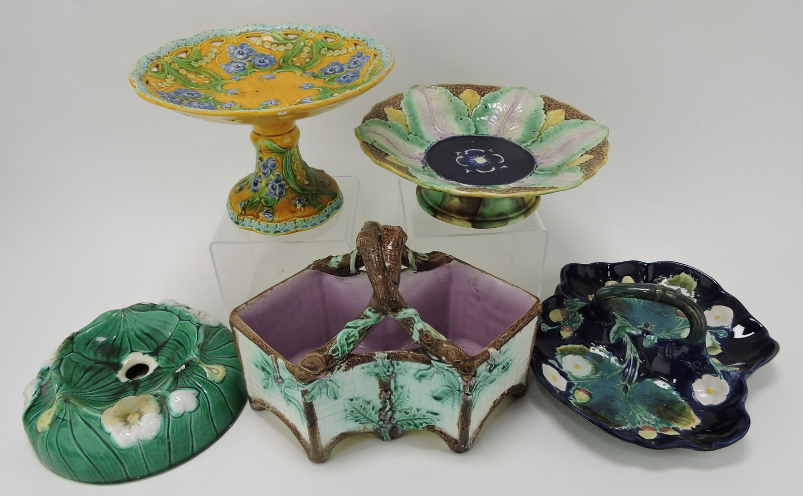 Majolica lot of 5 pieces: 2 compotes, (1 of 1)