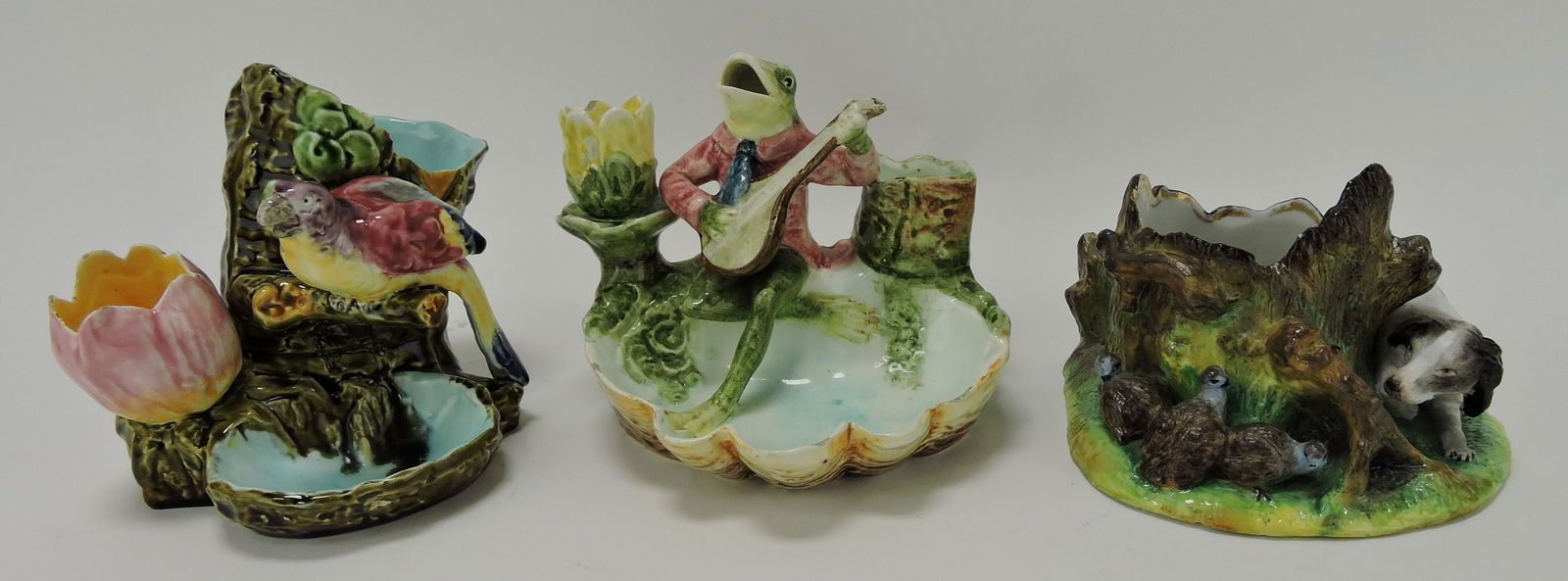 Lot of 3 match strikers: 2 majolica, (1 of 1)