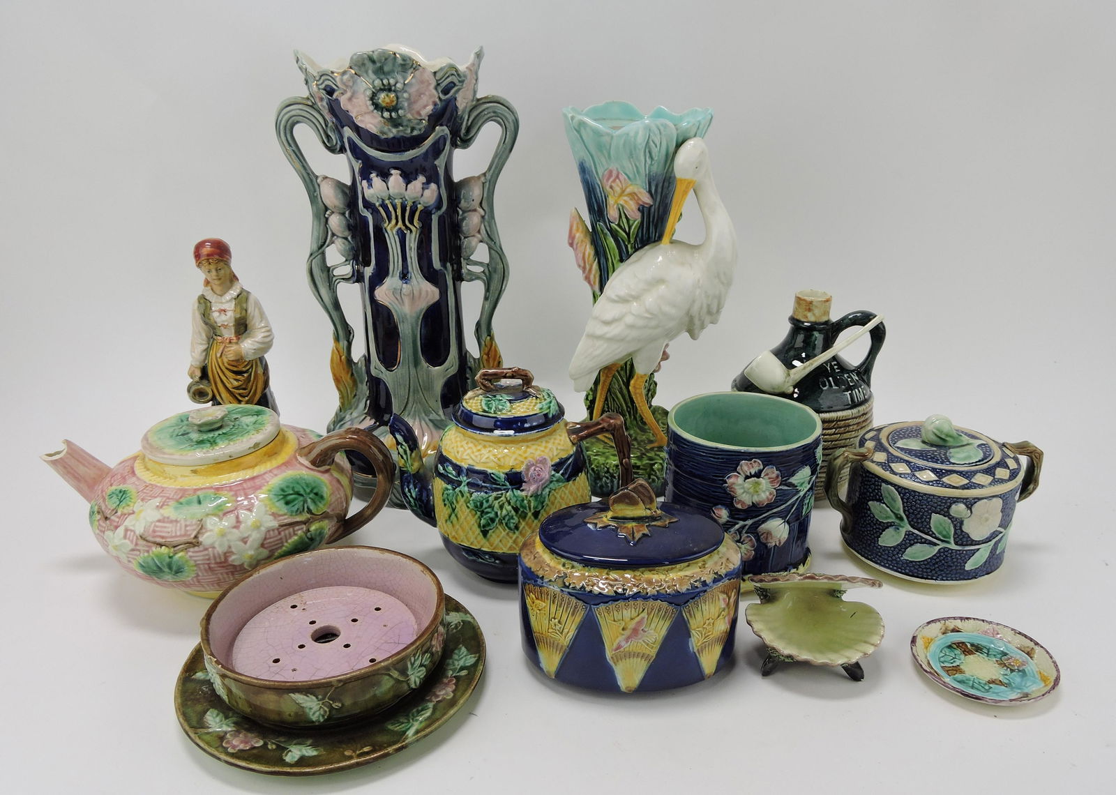 Majolica lot of 12 assorted pieces, various (1 of 1)