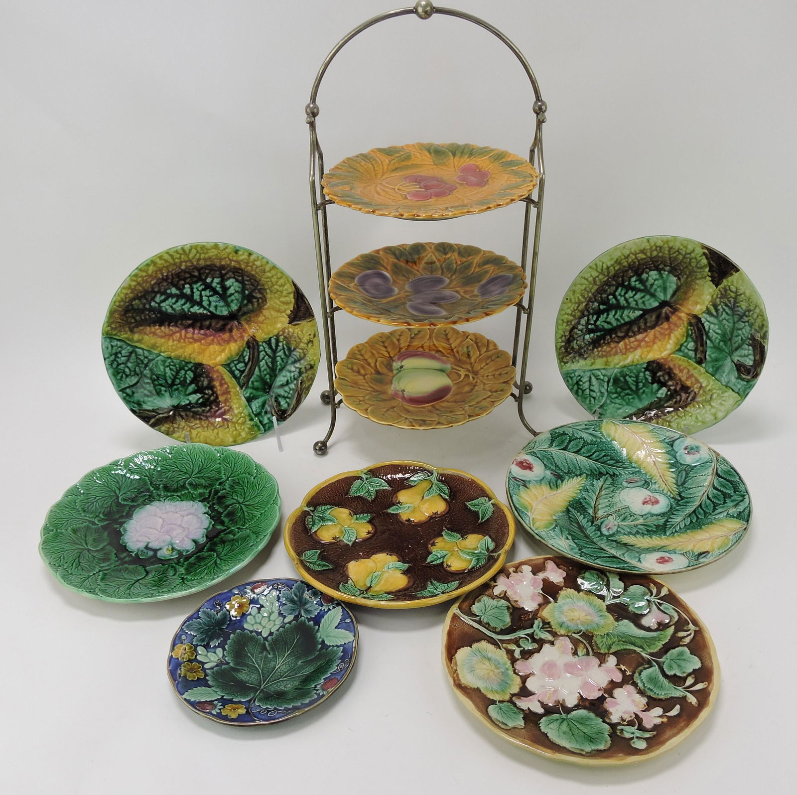 Majolica three tier tidbit tray with 3 plates (1 of 1)