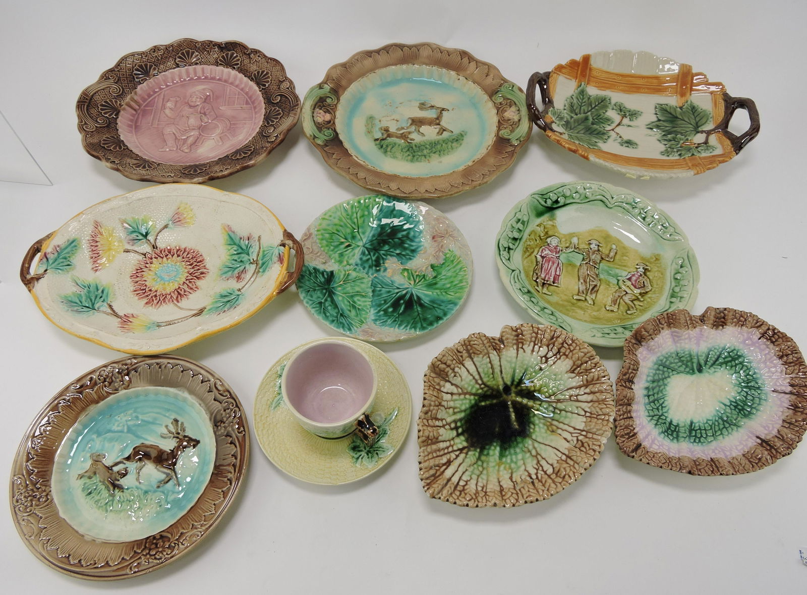 Majolica lot of 9 trays and 1 cup/saucer, (1 of 1)