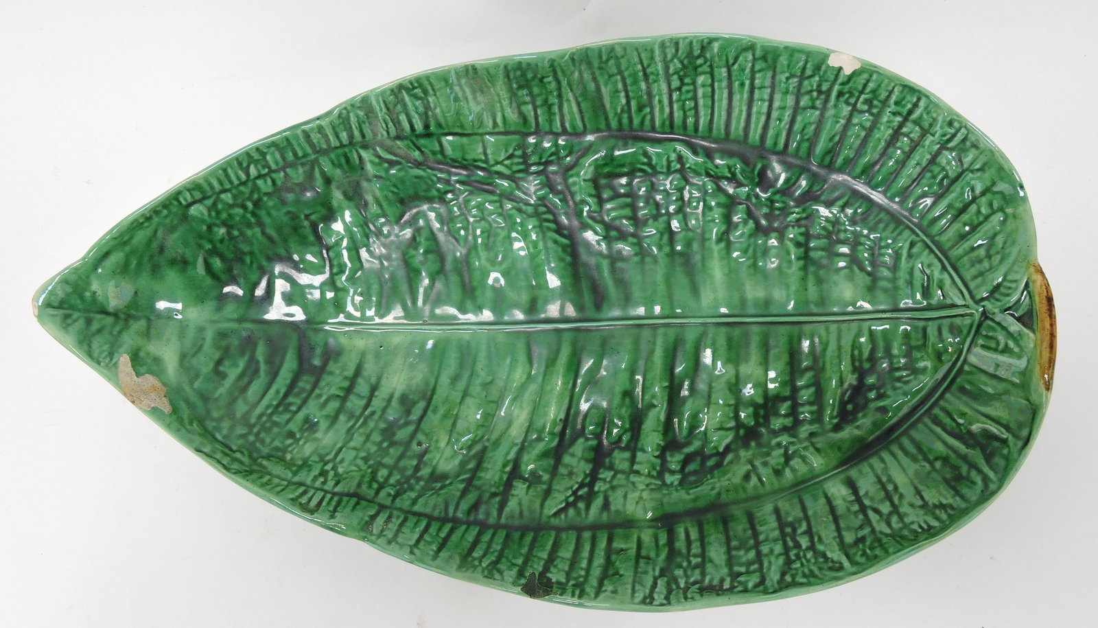 George Jones majolica large leaf tray, (1 of 1)