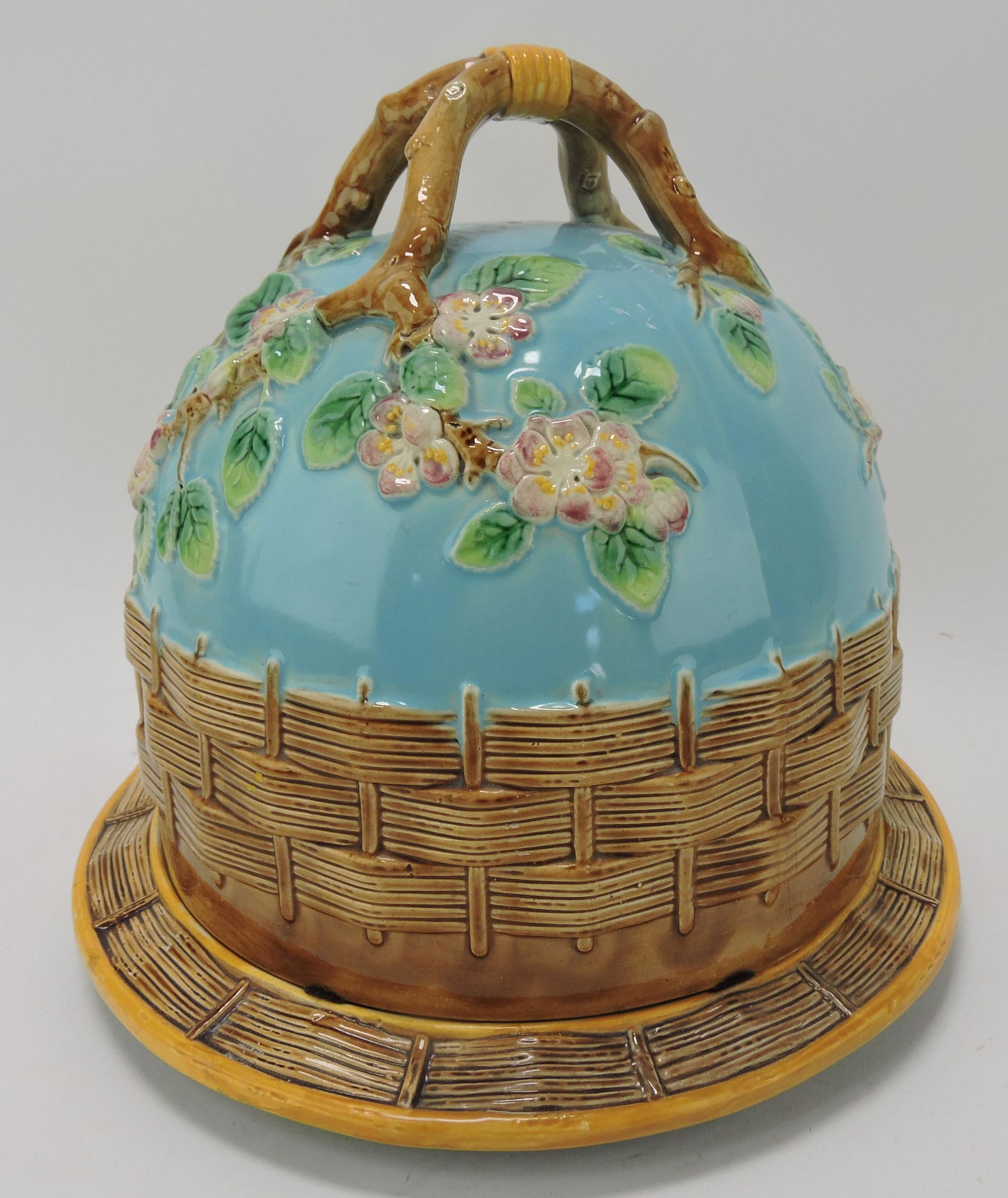 George Jones majolica turquoise apple (1 of 1)