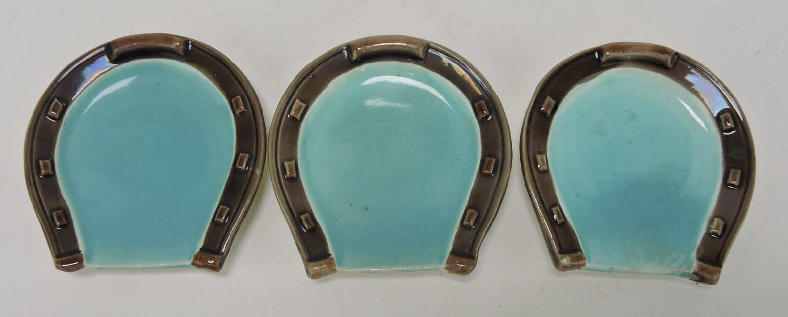 Wedgwood majolica lot of 3 horseshoe: butter pats