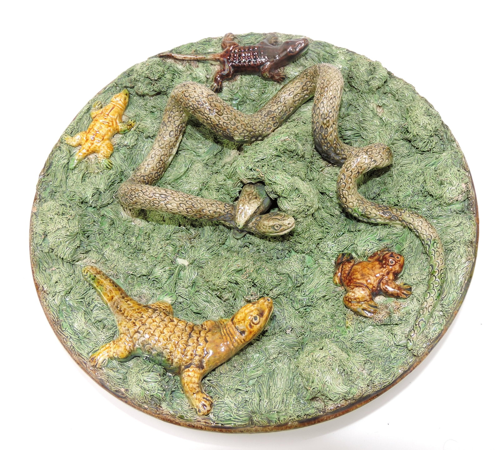 Mafra Portugal Palissy 10" wall: plaque with snake, lizard, frog, and other creatures on heavy grass ground