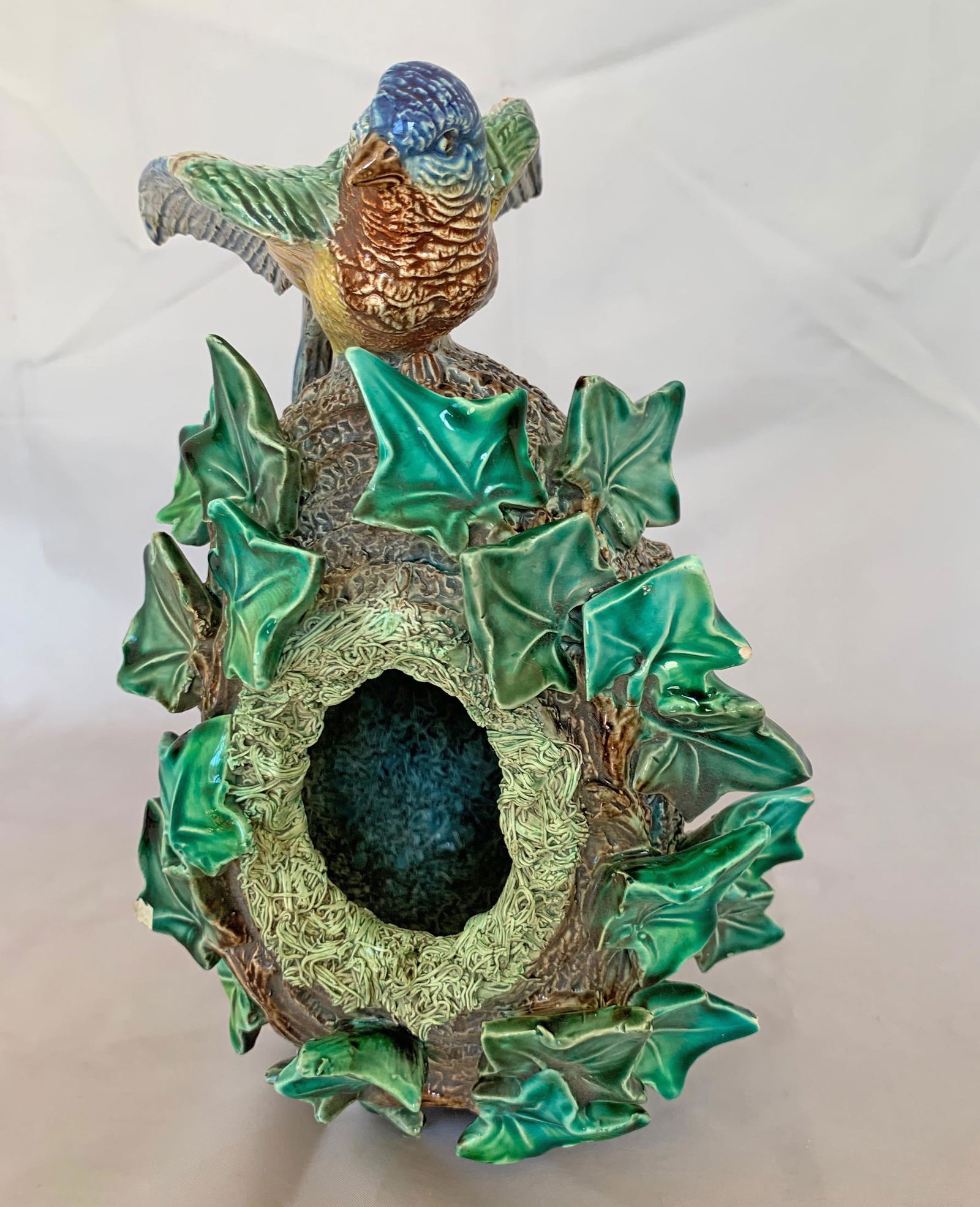 Hugo Lonitz majolica wall pocket (1 of 5)