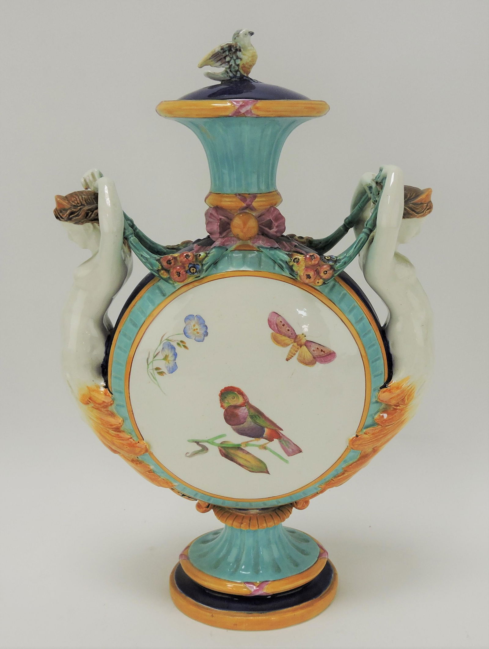 Wedgwood majolica botanical covered (1 of 4)