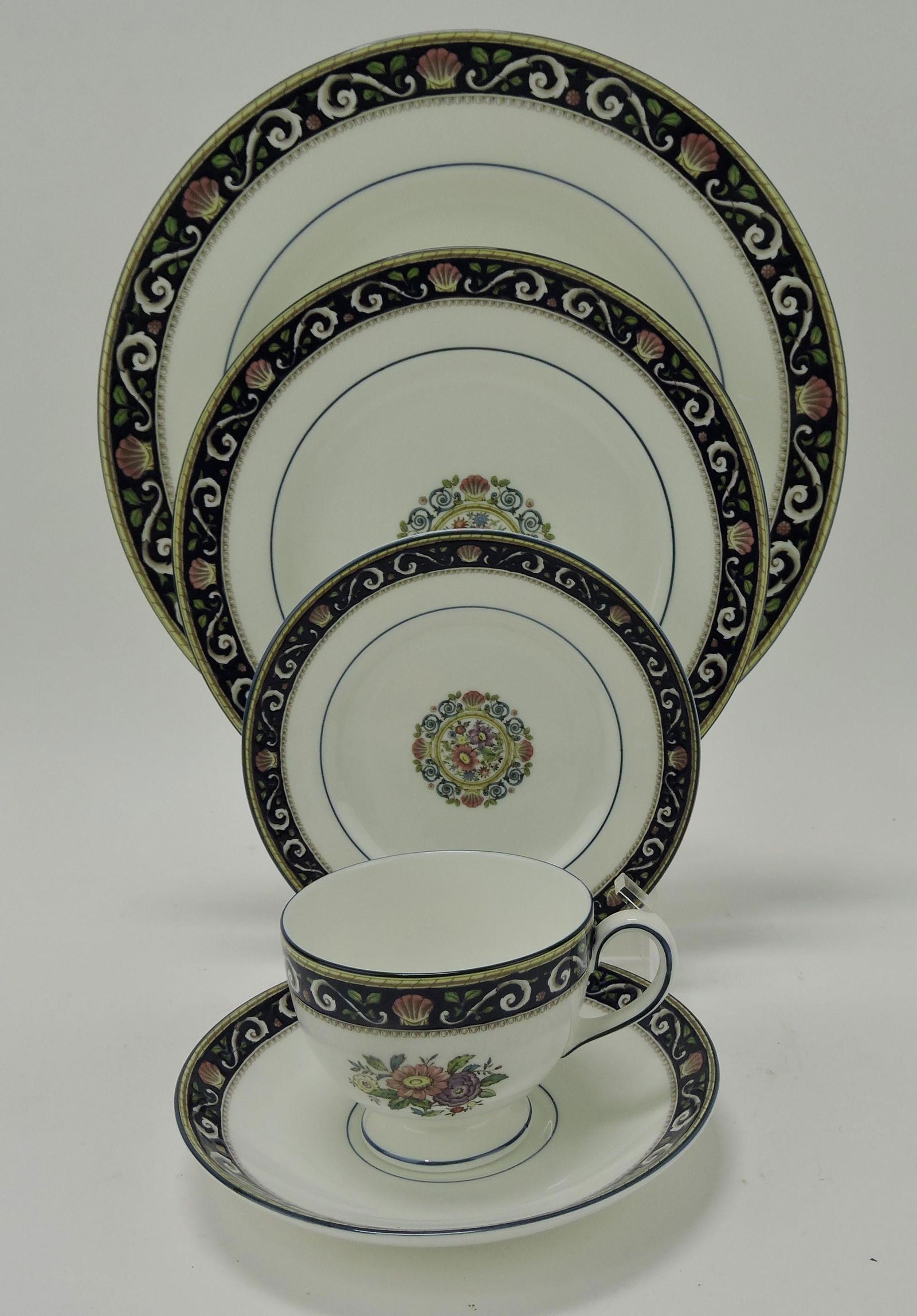 Wedgwood 'Runnymede' #W4472 set (1 of 3)