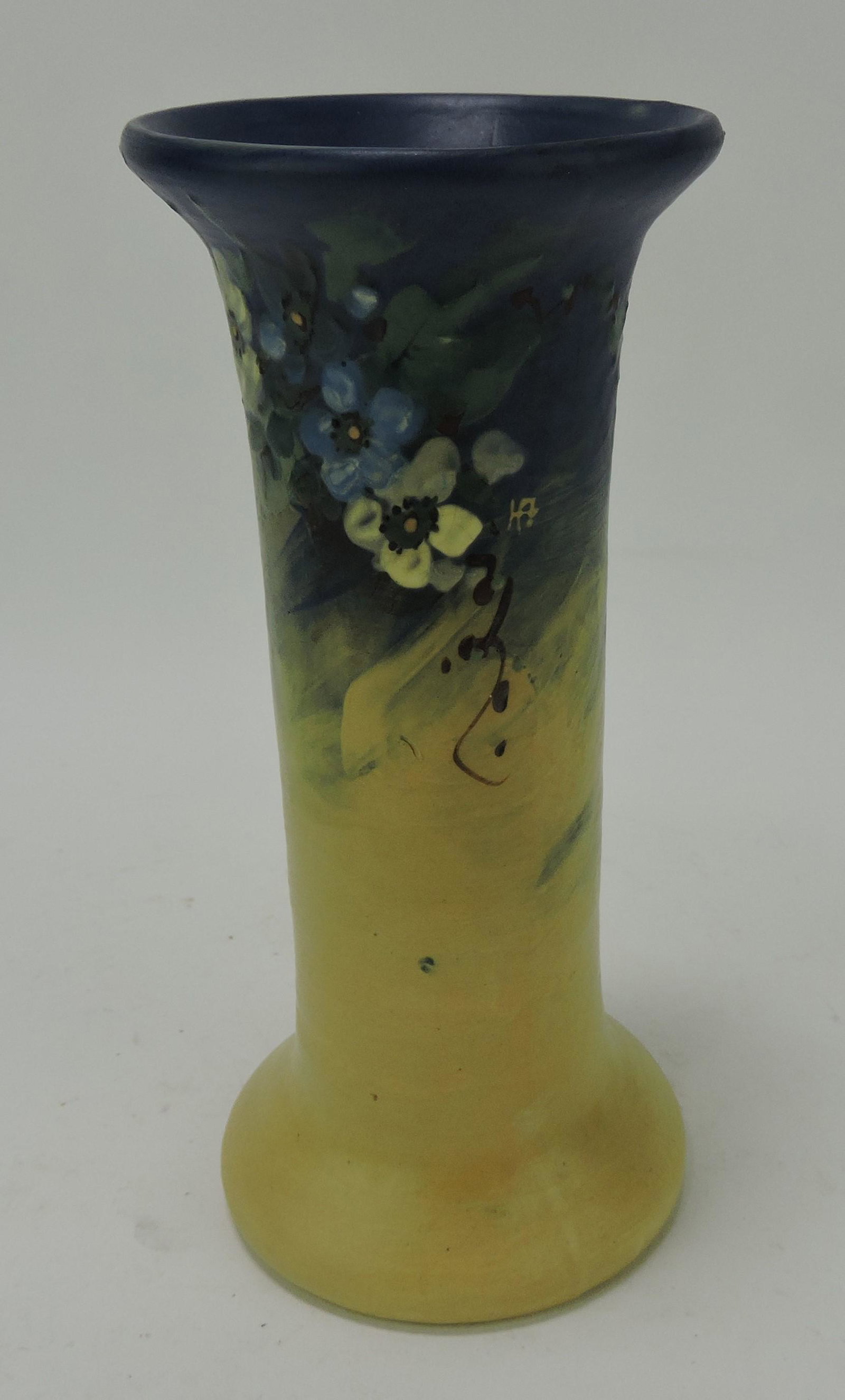 Weller Hudson 7 1/2" art pottery vase, (1 of 1)