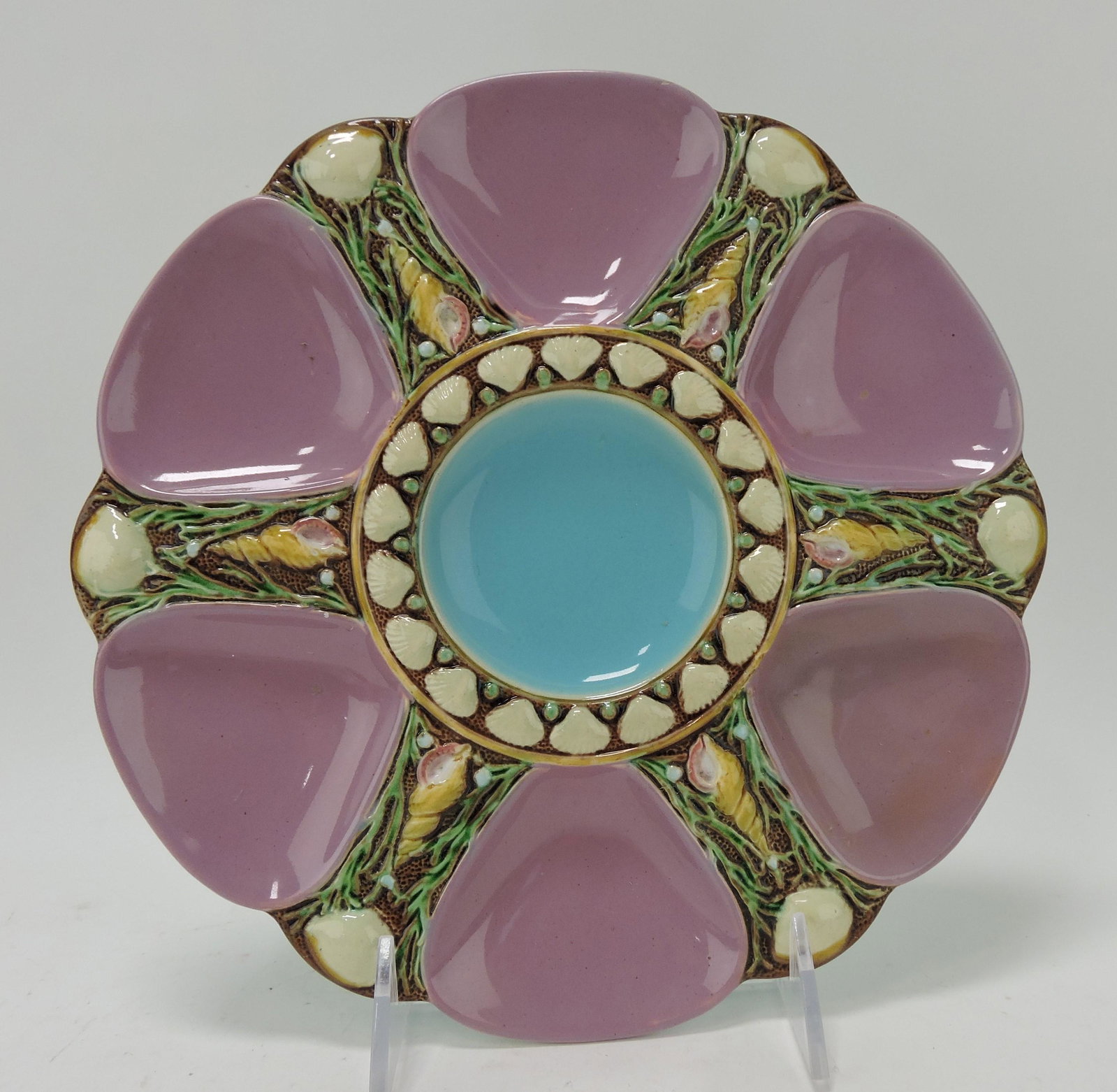 Minton majolica pink six well oyster: plate, 9", shape no. 1323, minor rim nick