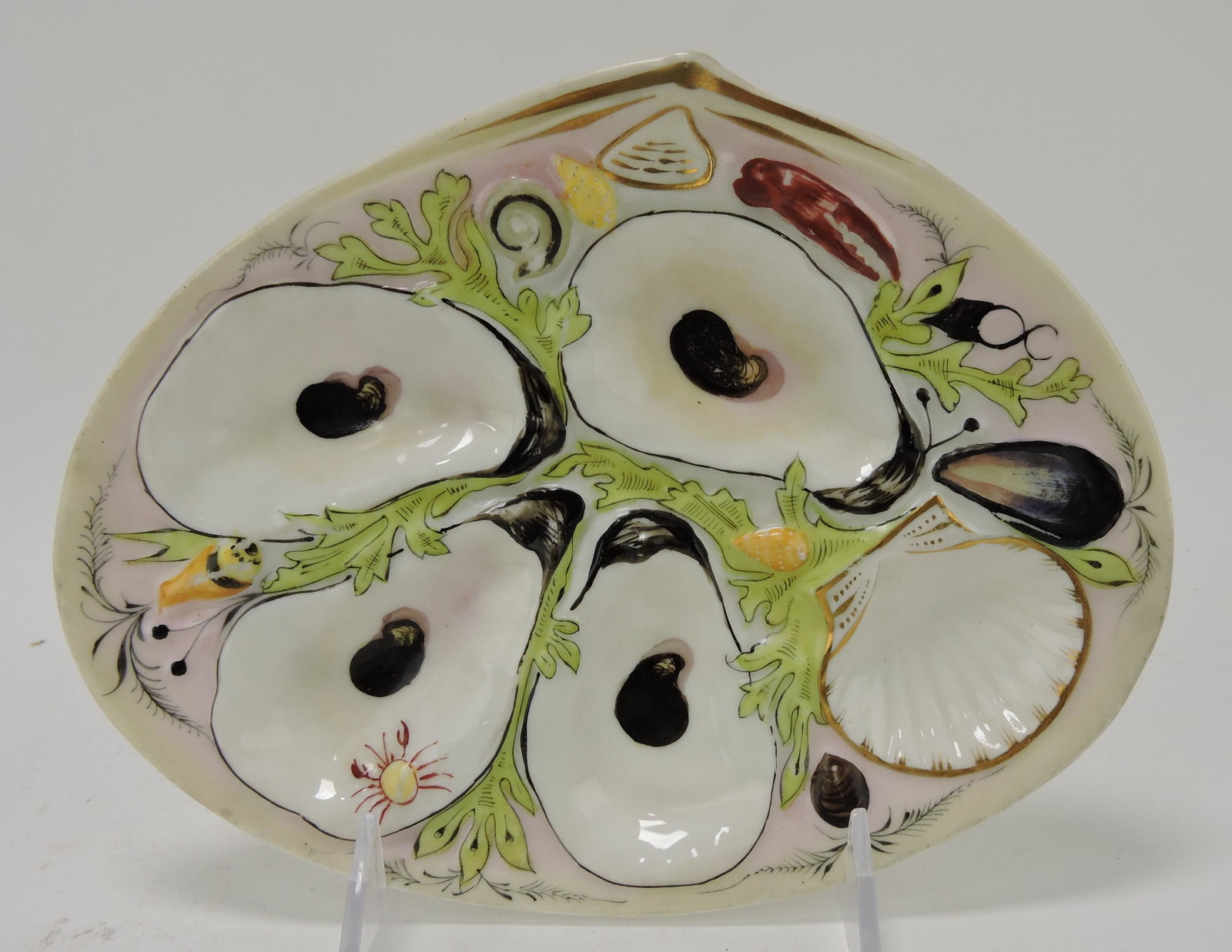 Union Porcelain Works (UPW): porcelain four well shell shaped oyster plate, 8 1/2"