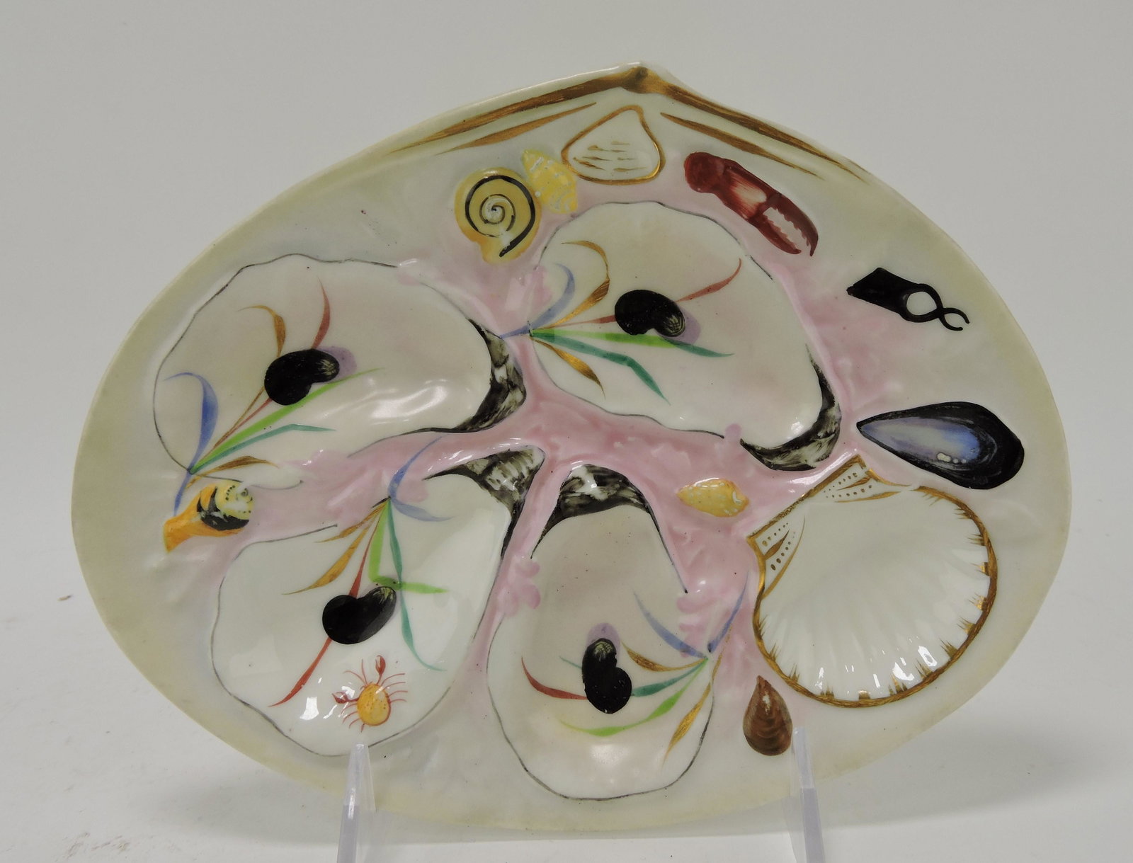 Union Porcelain Works (UPW): porcelain four well shell shaped oyster plate, 8 1/2"