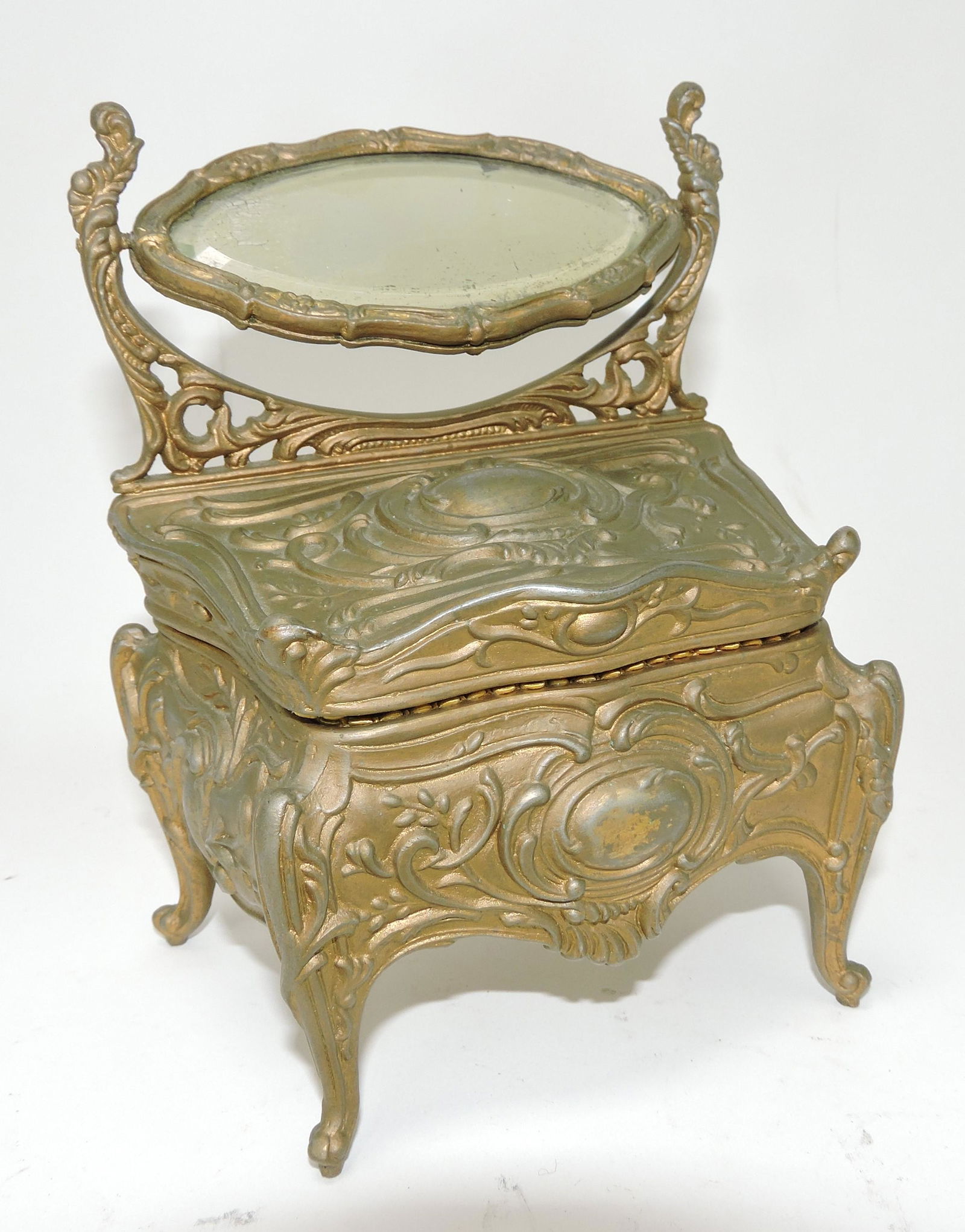 Art Nouveau jewelry/trinket box with (1 of 1)