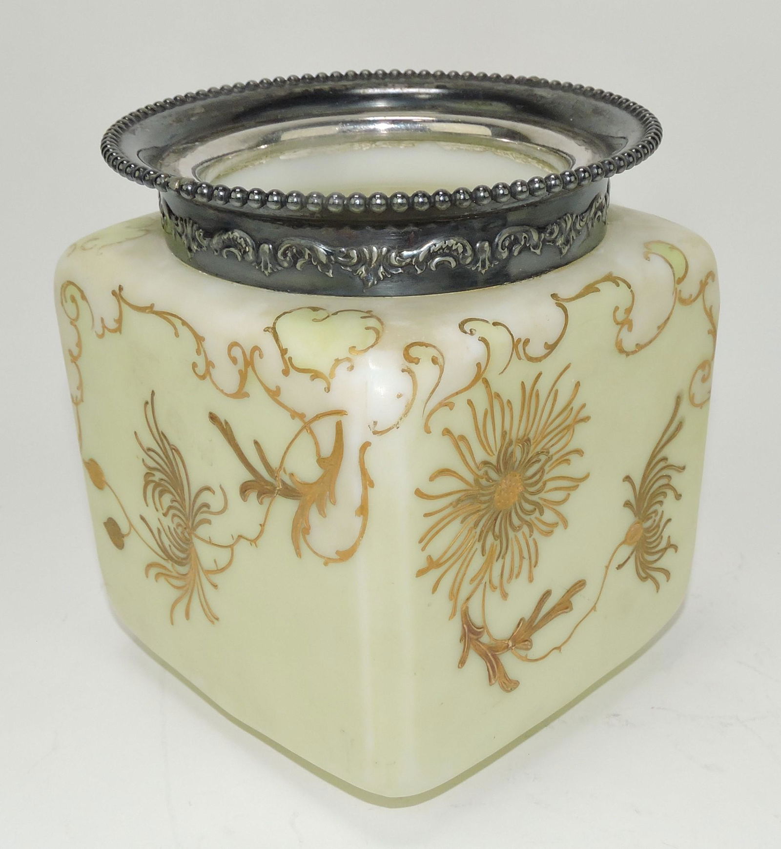 Mt. Washington Crown Milano square (1 of 1)