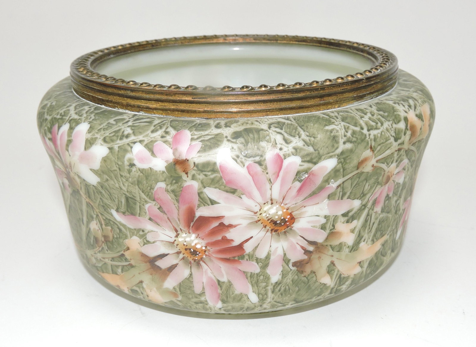 C.F. Monroe Kelva ferner, scarce,: 7 1/2"d, pink daisies, signed