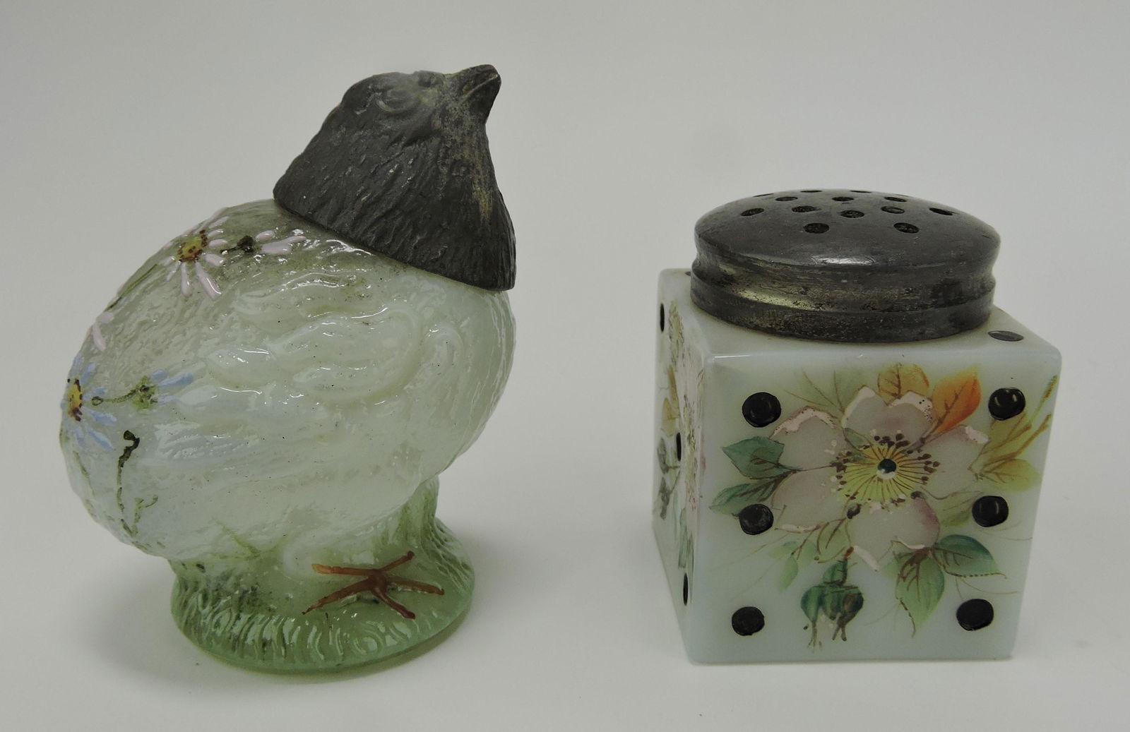 C.F. Monroe Wavecrest chick shaker (1 of 1)