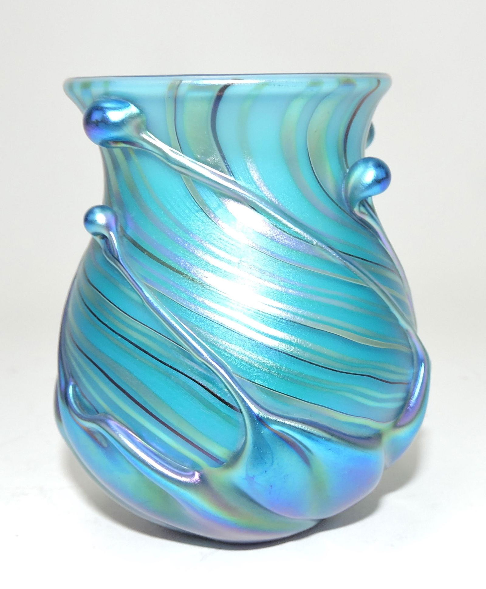 Lundberg Studios 1975 art glass (1 of 1)