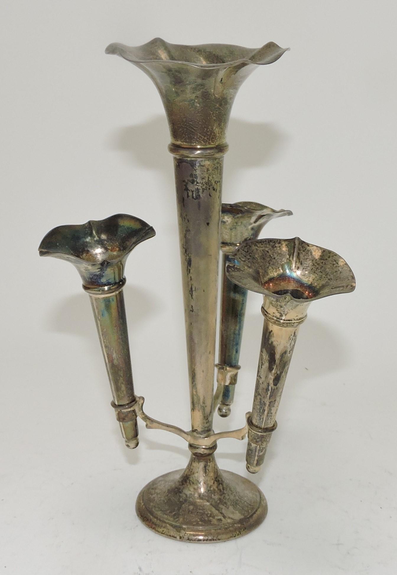 Silver four horn epergne vase, (1 of 2)
