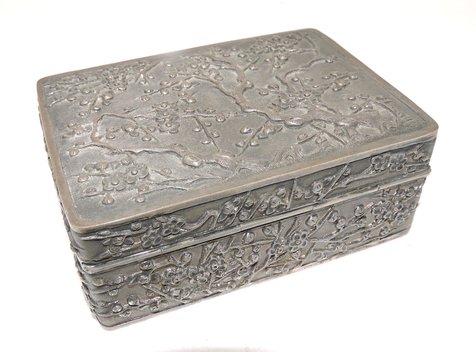 Silver Oriental coverd box with (1 of 1)
