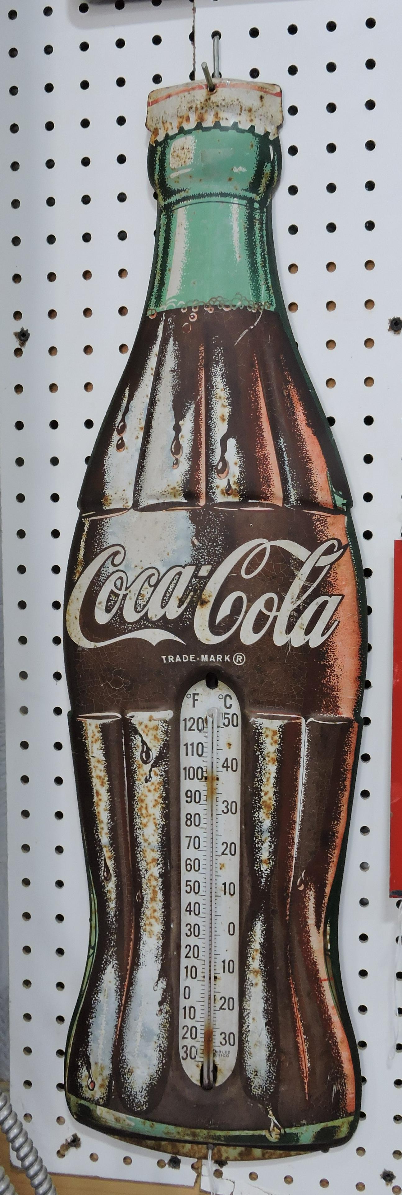 Coca Cola 1961 bottle shape thermometer, (1 of 1)