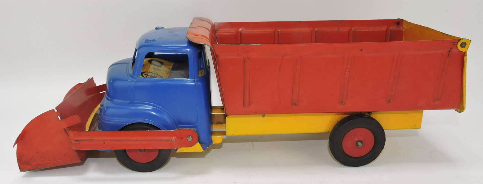Wyandotte dump truck with front loader, (1 of 2)
