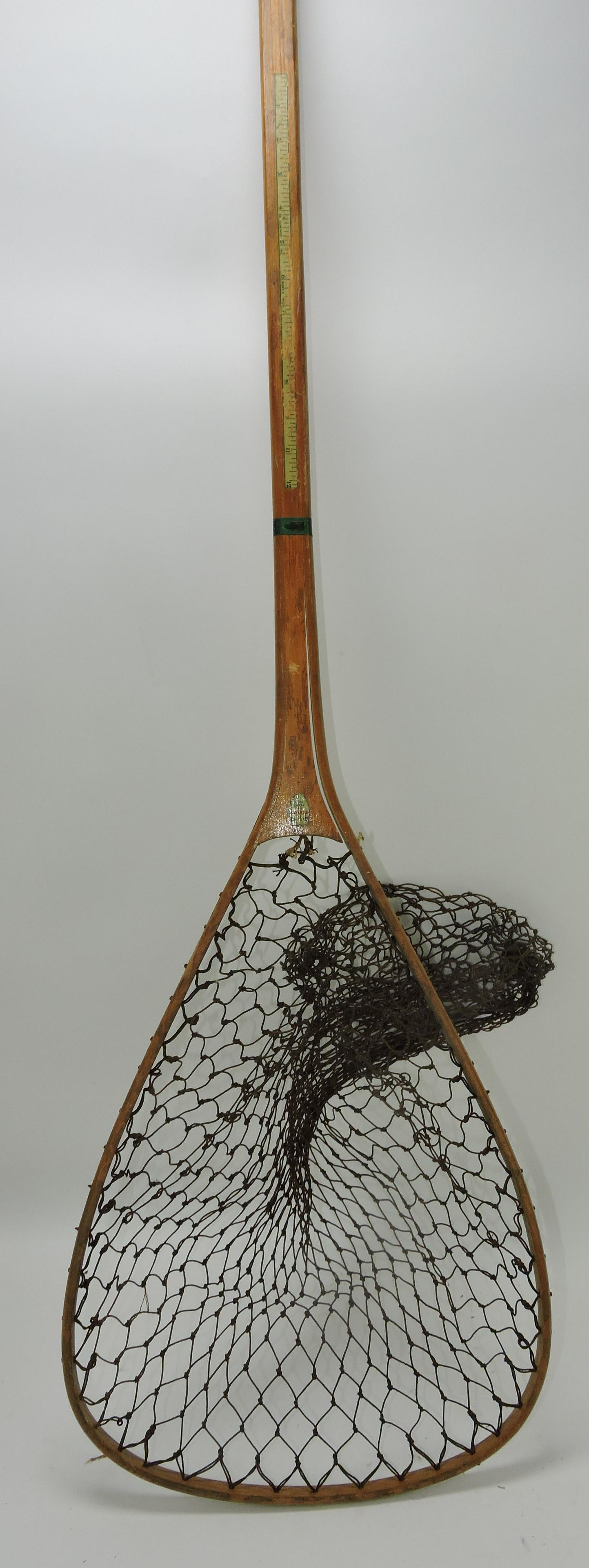 Ed Cumings, Flint Mich landing fish (1 of 2)