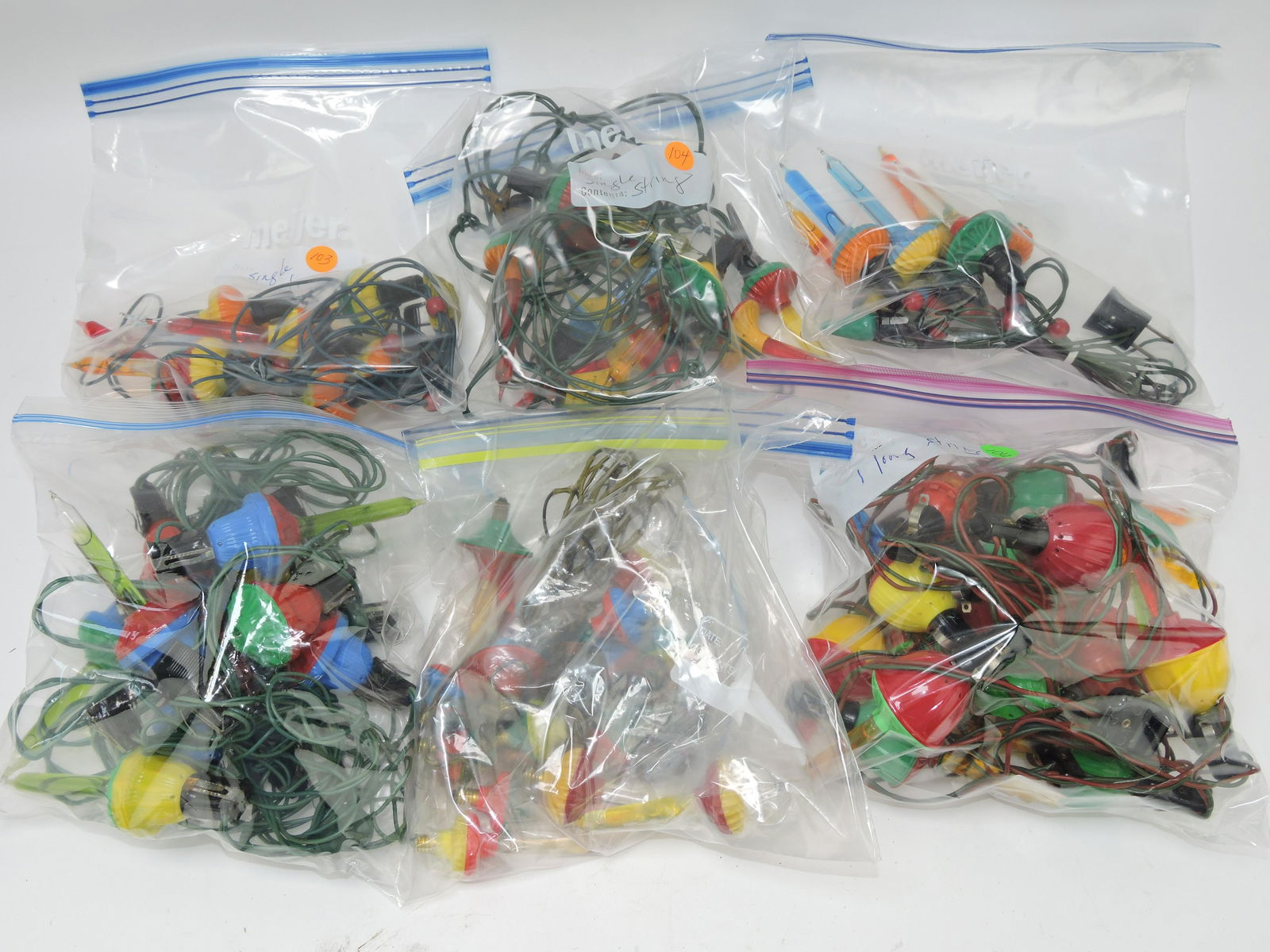 6 bags of bubble Christmas tree (1 of 1)