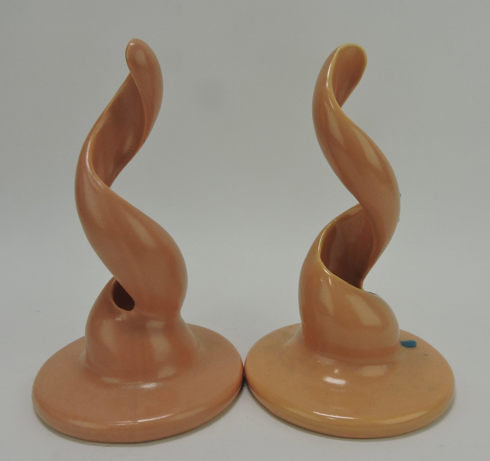 Metlox Poppytrail pair of beige: spiral candle holders, 7"