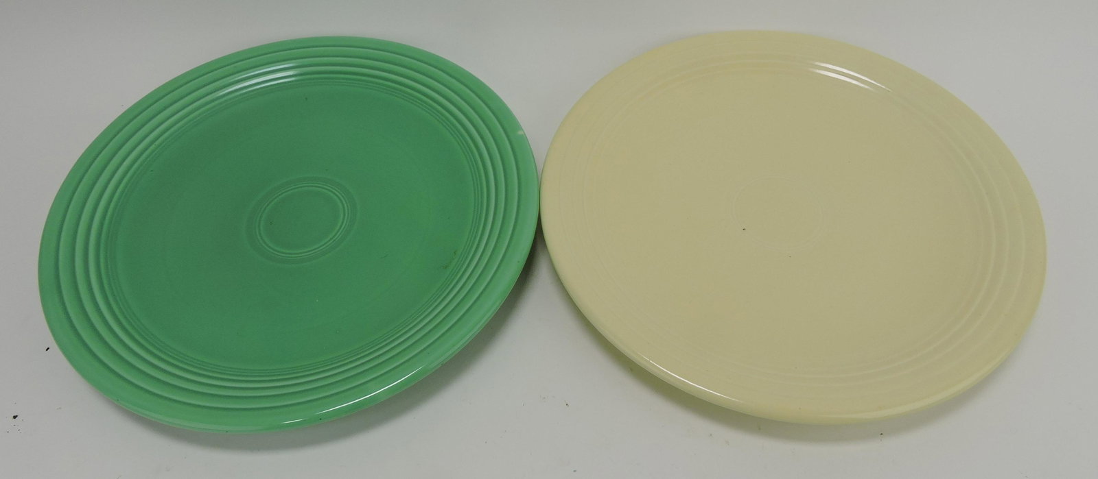 Fiesta 13" chop plate group, green and (1 of 1)