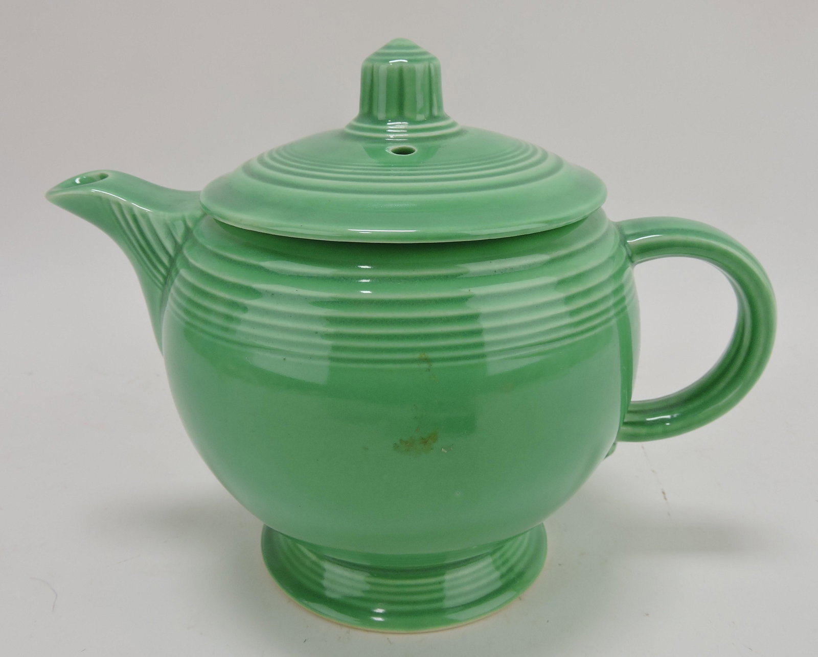 Fiesta medium teapot, green (1 of 1)