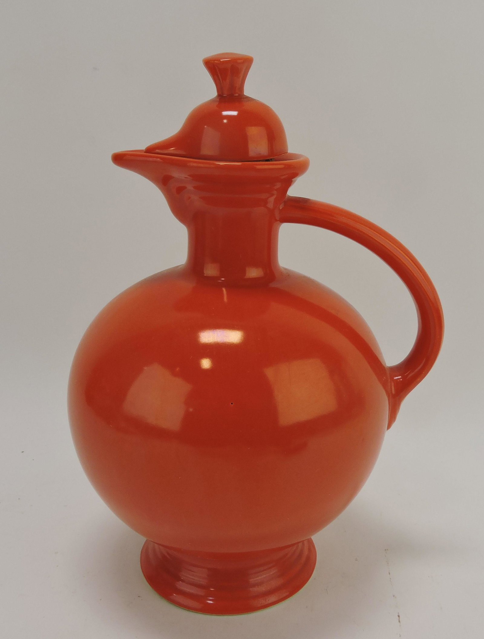 Fiesta water carafe, red (1 of 1)