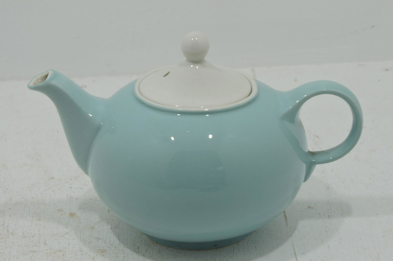 Hall China sample teapot dated 1951 (1 of 2)