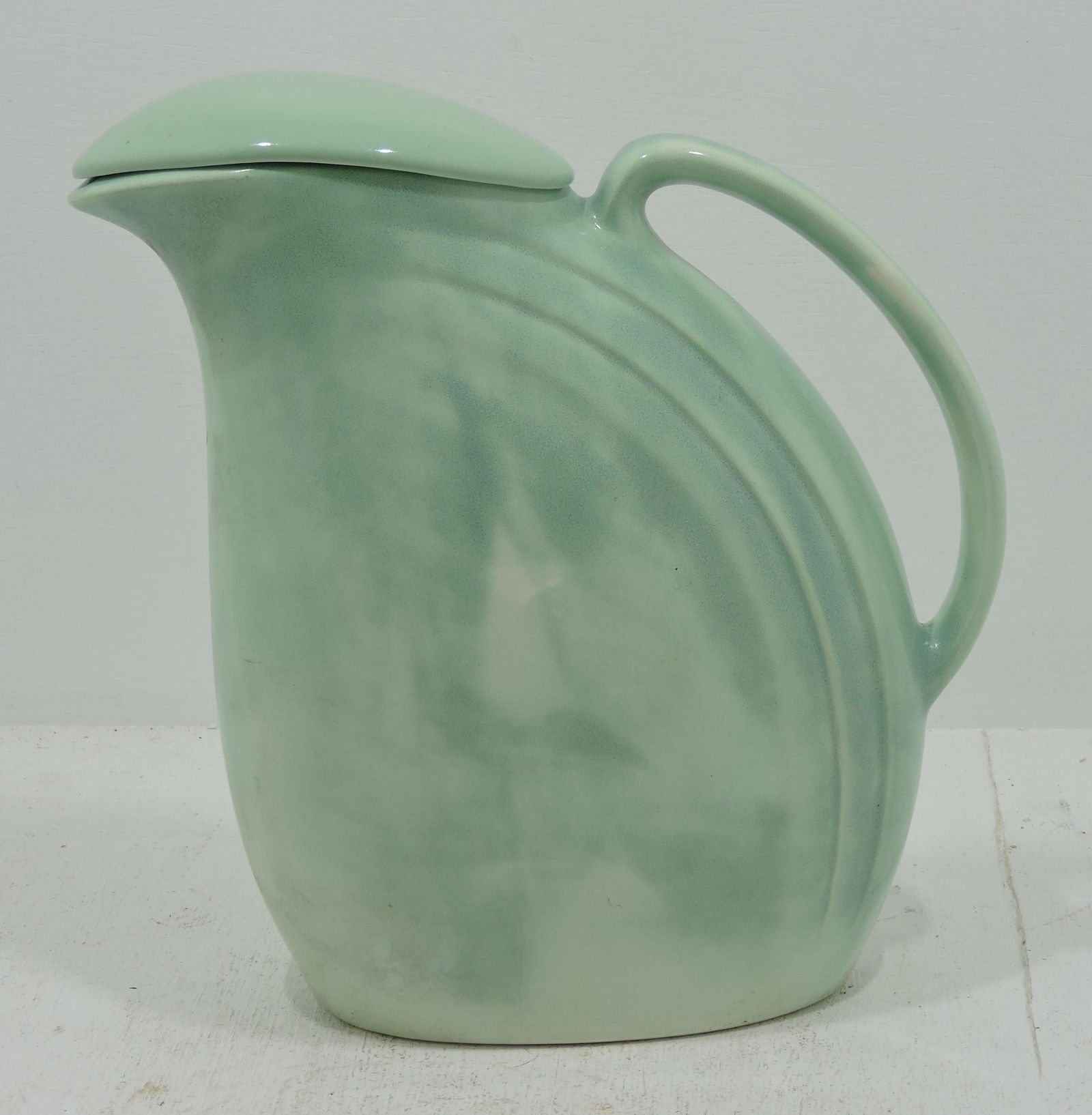 Hall China water pitcher, replaced lid, (1 of 2)