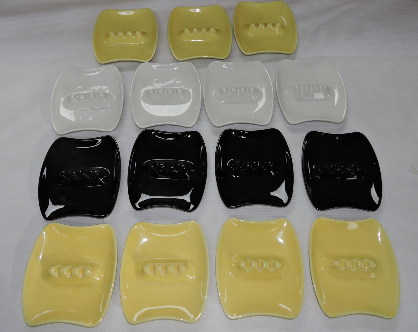 Hall China lot of 15 ashtrays: .