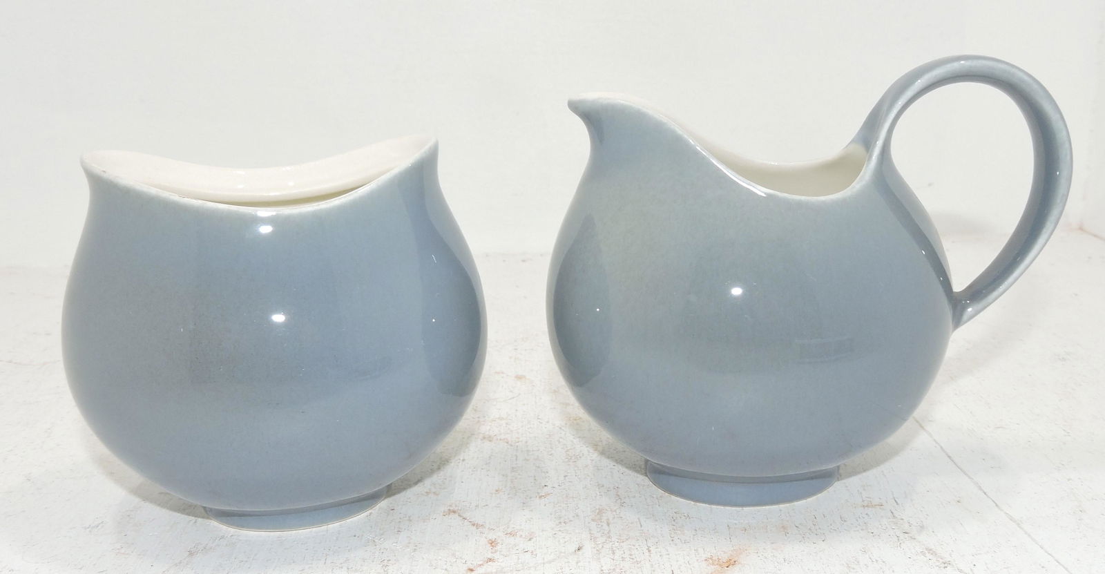 Hall China Eva Zeisel Tomorrow's: Classic cream & sugar sample, no lid for sugar