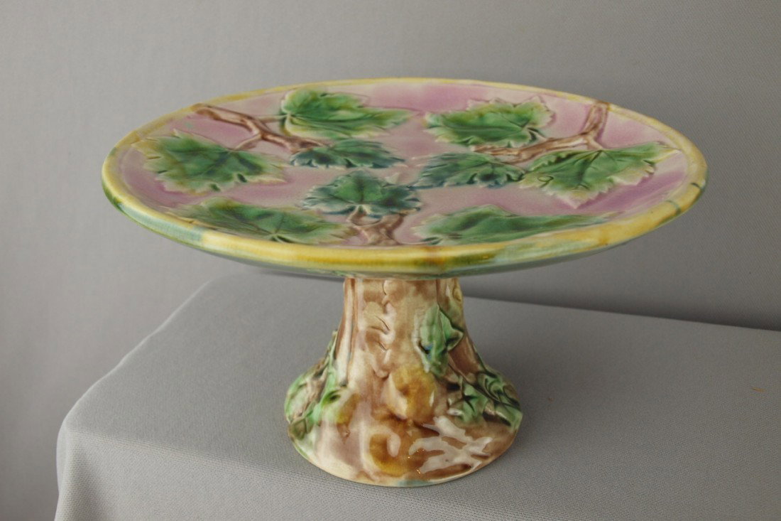 ETRUSCAN maple leaves cake stand with pink ground: ETRUSCAN maple leaves cake stand with pink ground, 9"d, 5"h
