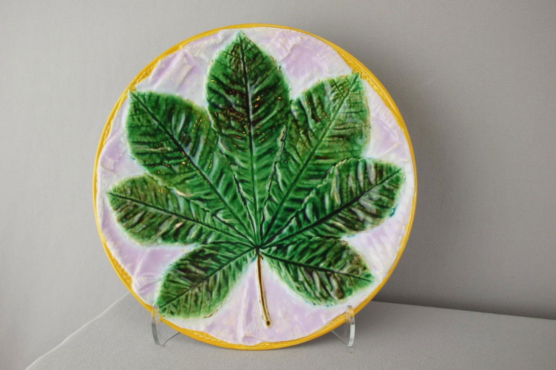 GEORGE JONES majolica chestnut leaf on pink napki: GEORGE JONES majolica chestnut leaf on pink napkin plate, 9 1/4"