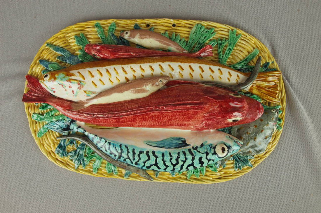 French Thomas Sergent Palissy Ware wall plaque in: French Thomas Sergent Palissy Ware wall plaque in the form of a basket with 7 fish and an eel, great color and detail , 14 1/2" x 9", very minor nick