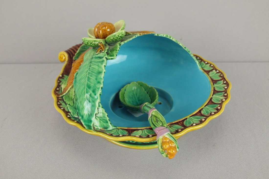 MINTON majolica chestnut server with extremely ra: MINTON majolica chestnut server with extremely rare matching spoon, repair to spoon handle, server 10"d, spoon 8"l