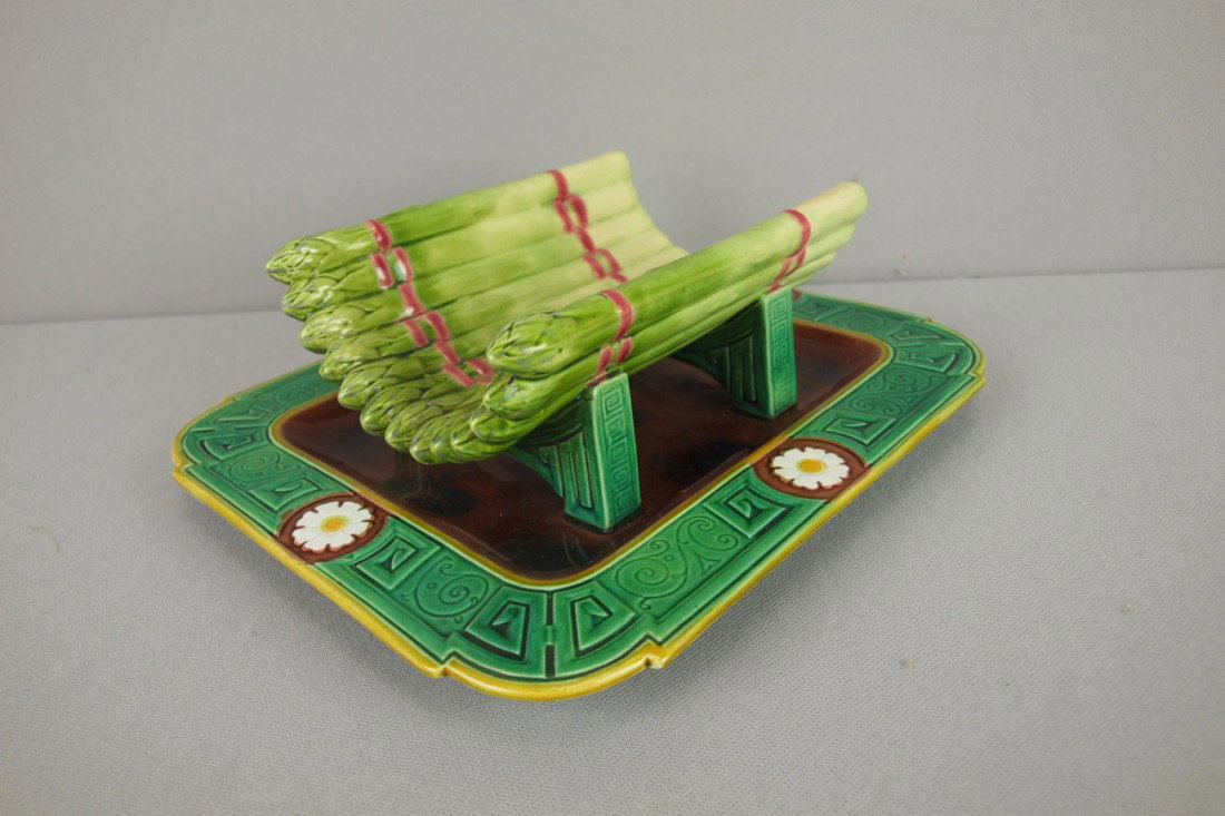 MINTON majolica asparagus server with attached un: MINTON majolica asparagus server with attached undertray , shape no. 1549, 10" x 8 1/4"