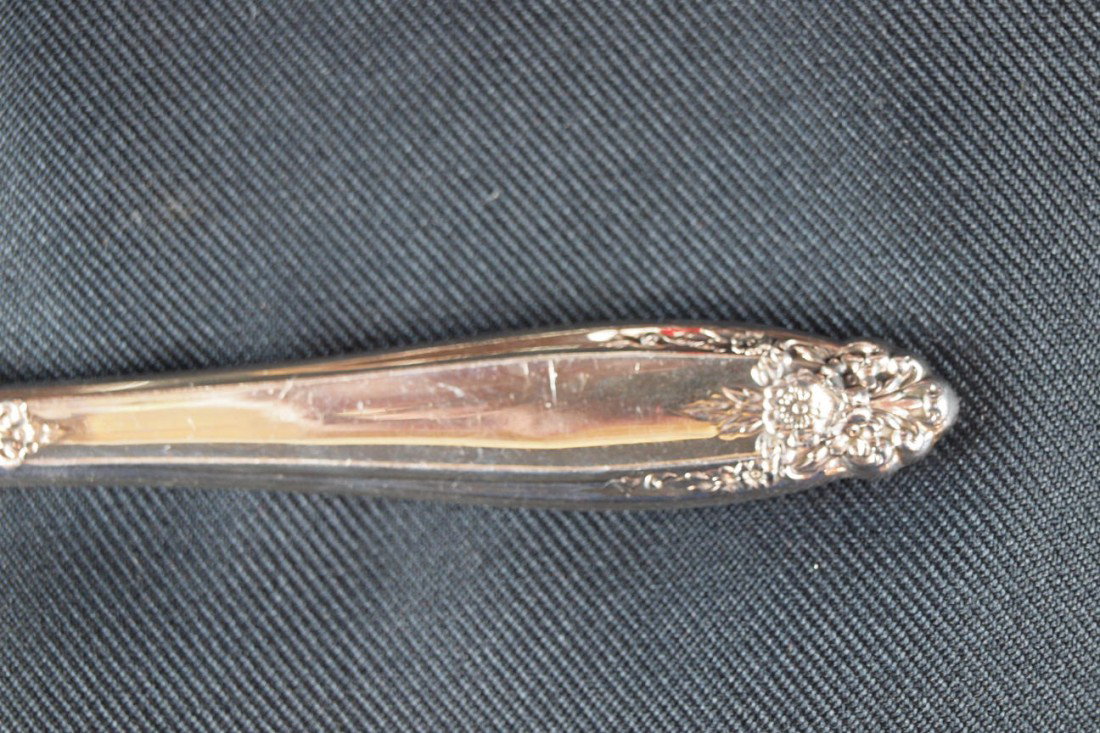 International Prelude sterling silver flatware servi - 3