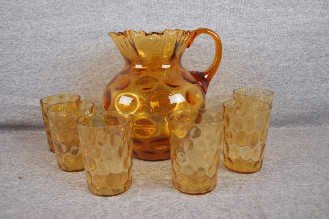 Amber coin spot 7 piece water set with ruffled top
