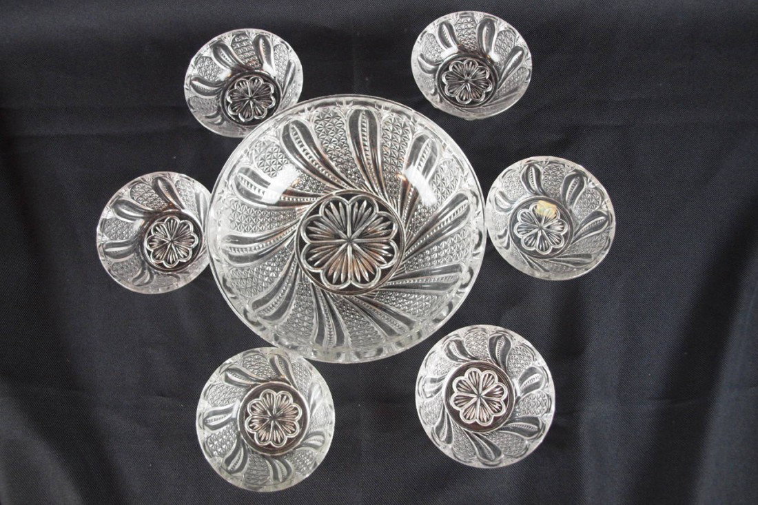 EAPG "Indiana Feather" 7 piece berry set, rim chip