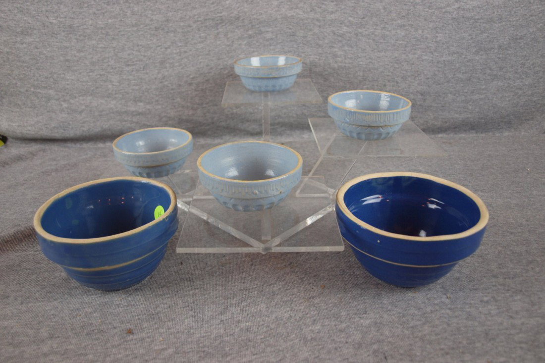 Blue and white stoneware lot of 6 bowls - 4 mini b