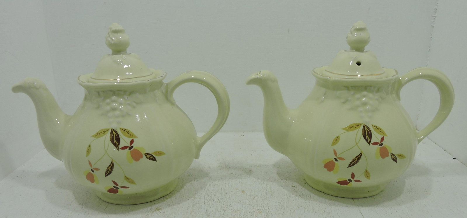 Hall China Autumn Leaf lot of 2 grape teapots: 2006 NALCC